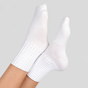 Antonio Pacelli PRO Irish dance socks in white showing arch support and performance fit