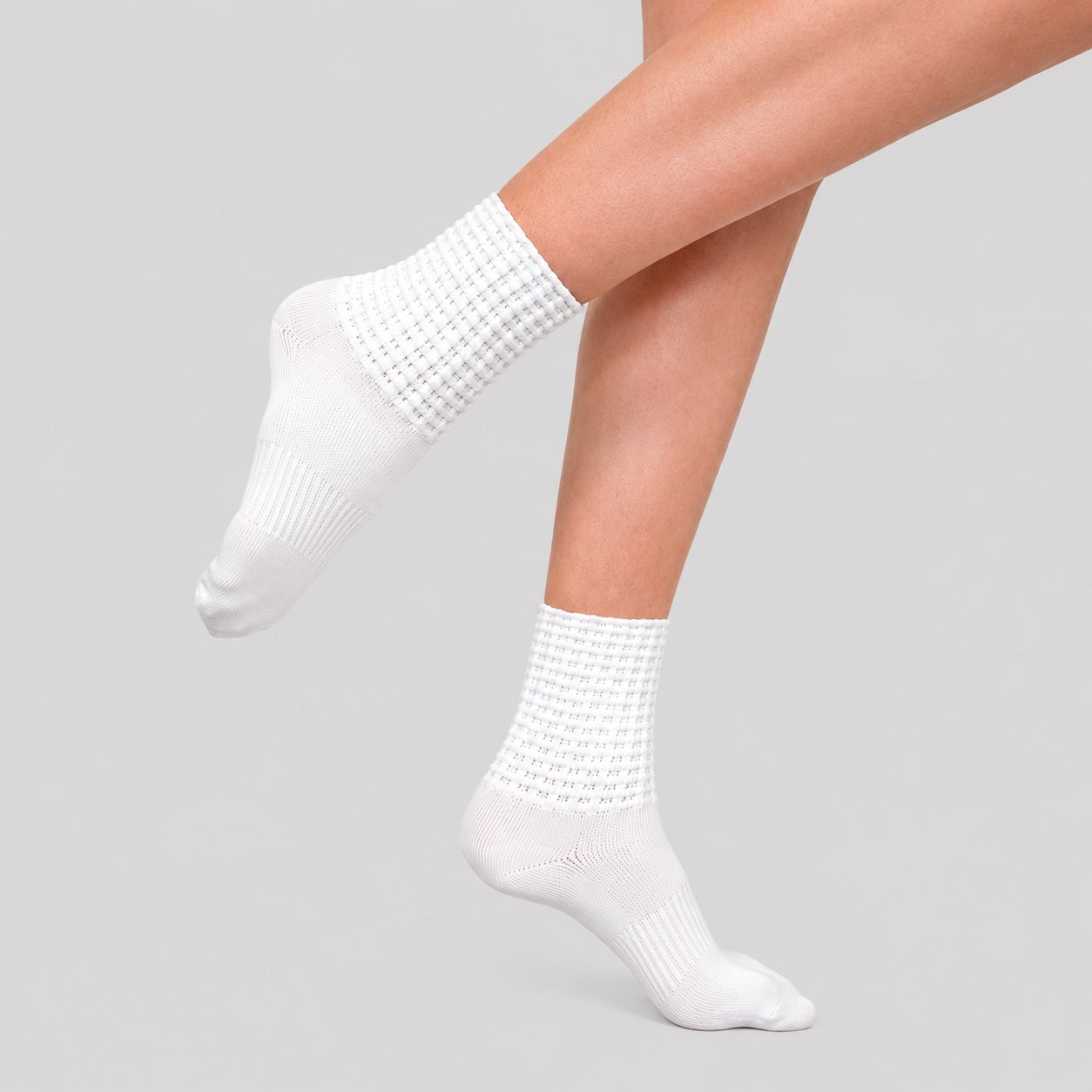 Antonio Pacelli PRO Irish dance socks in white showing supportive performance fit
