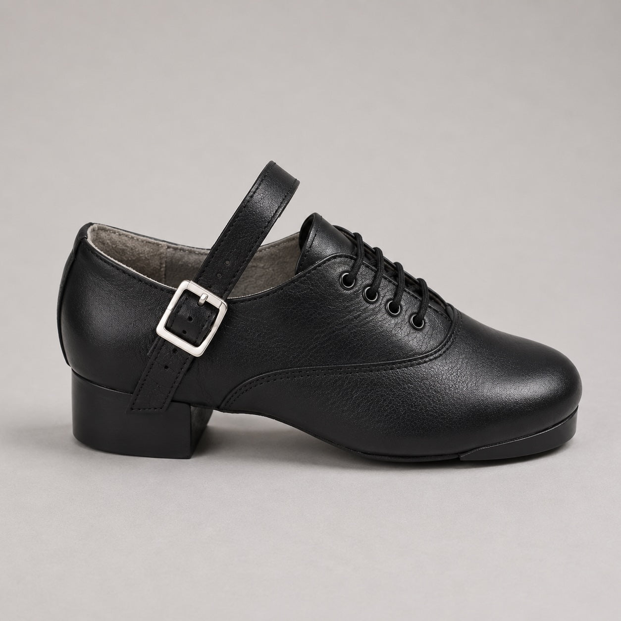 Side profile of Antonio Pacelli essential beginner jig shoe