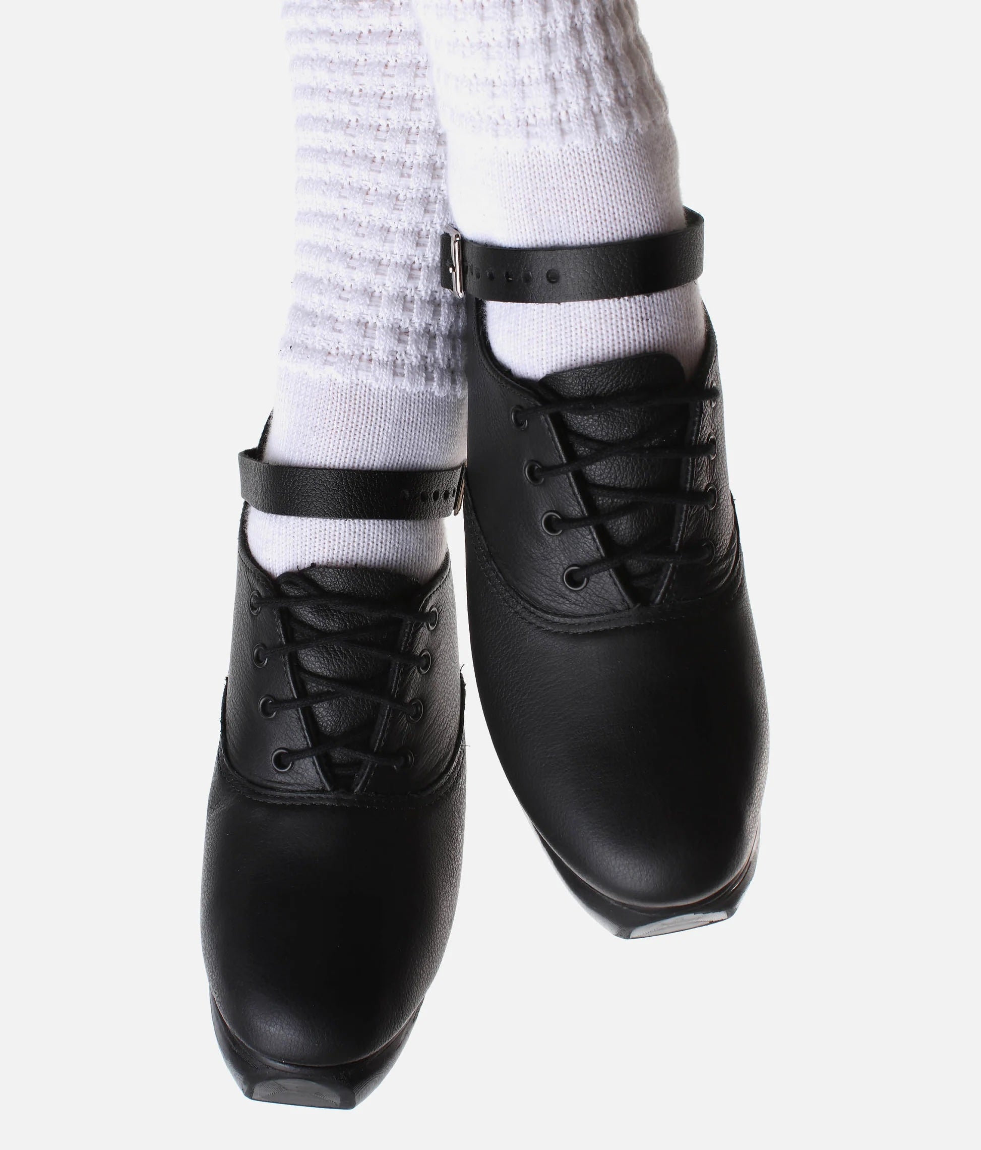 Goleen GL50 jig shoes pair worn front view – Irish dancing hard shoes