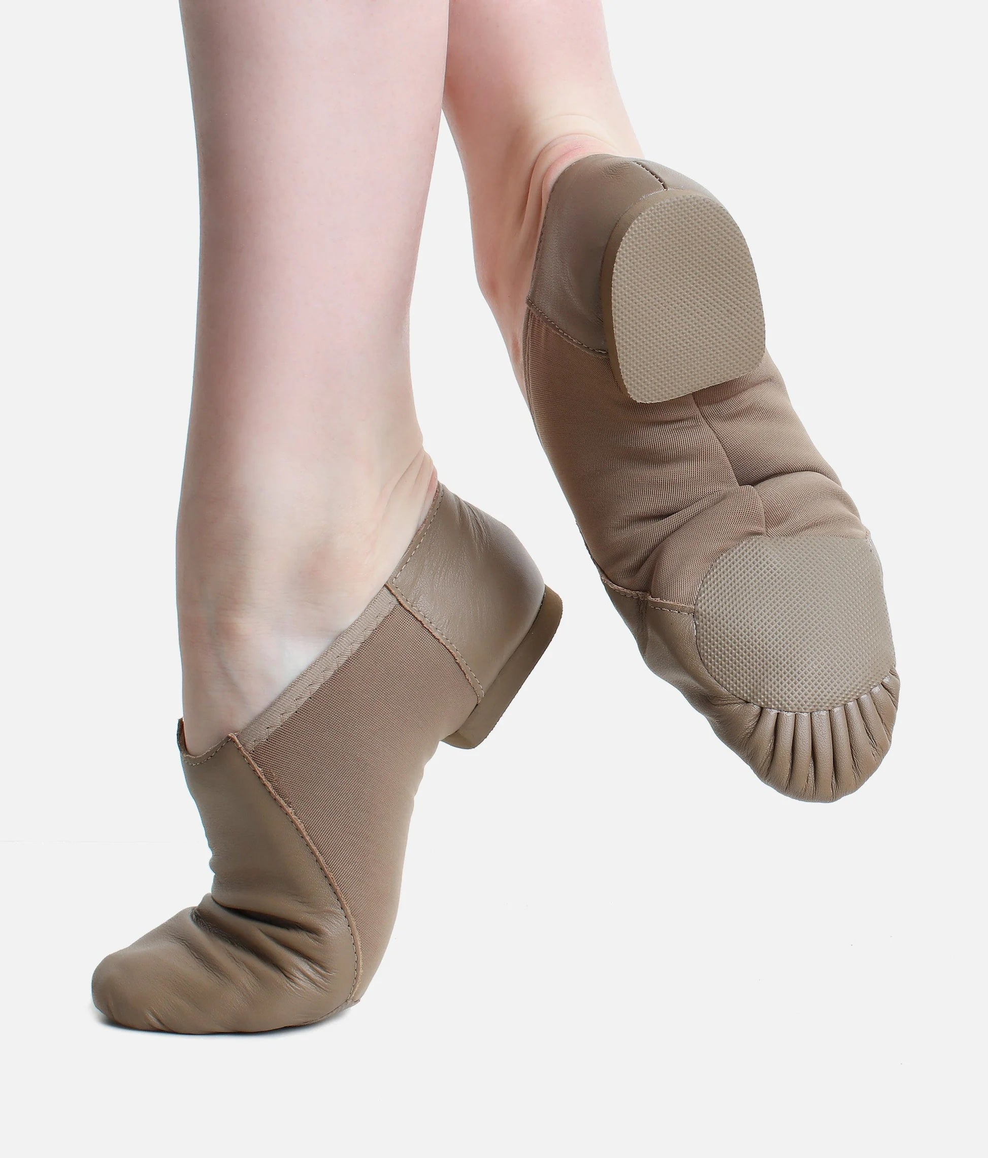 Children’s tan So Danca split sole jazz shoes side and sole view